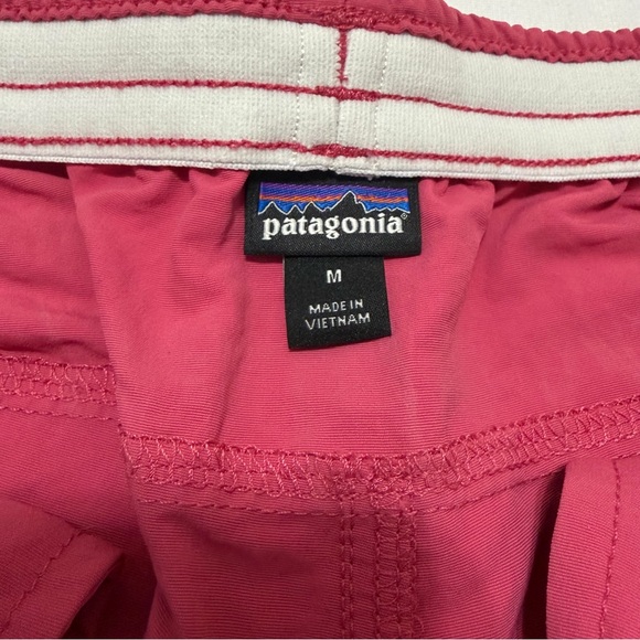 Patagonia Women's Baggies Shorts - 5" - Picture 2 of 3